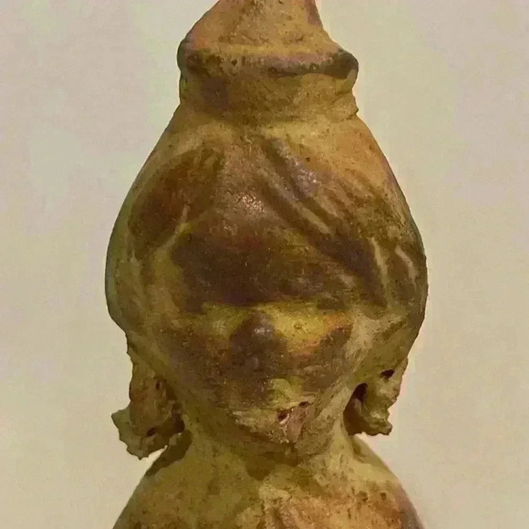 Folk Art Girl Clay Figure - Picture 5 of 6